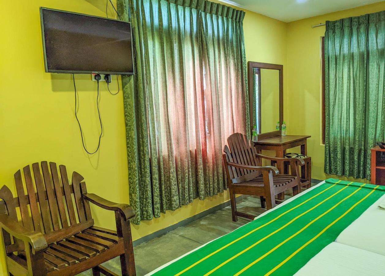 Couette-café Yala Golden Wild Tissamaharama